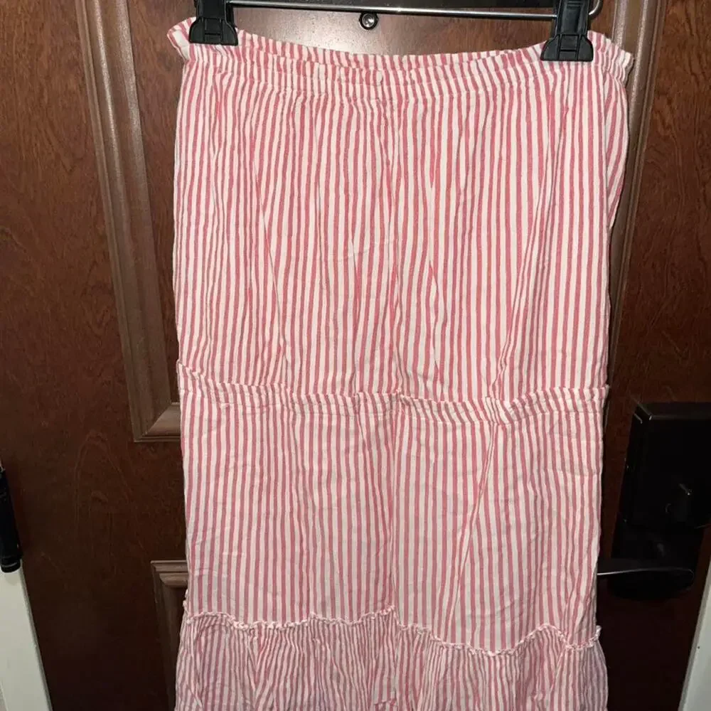 Juniper Blue Pinstripe Red and White Skirt - Size